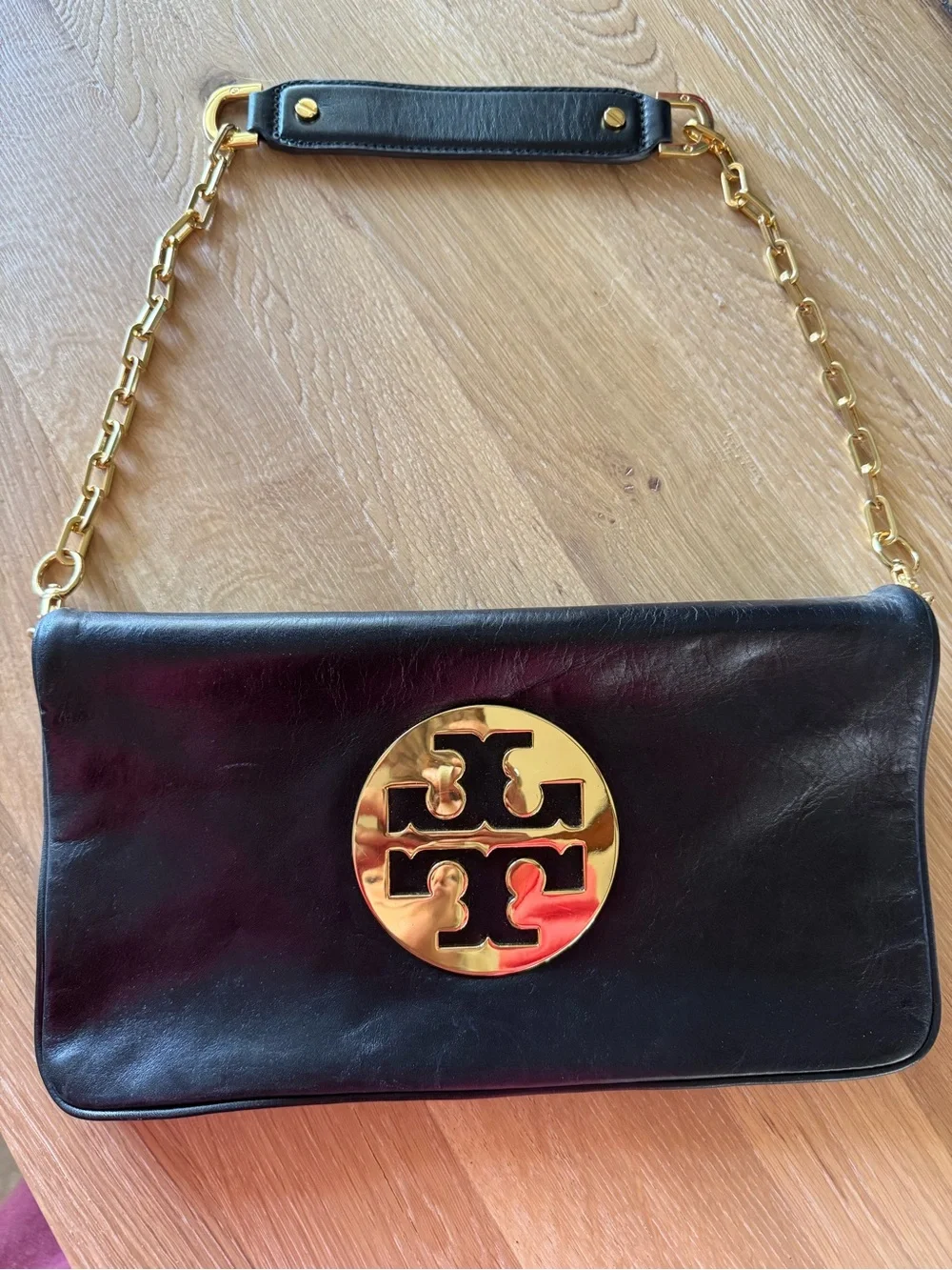 Tory Burch Black Leather Shoulder Bag with Gold Logo Medallion
